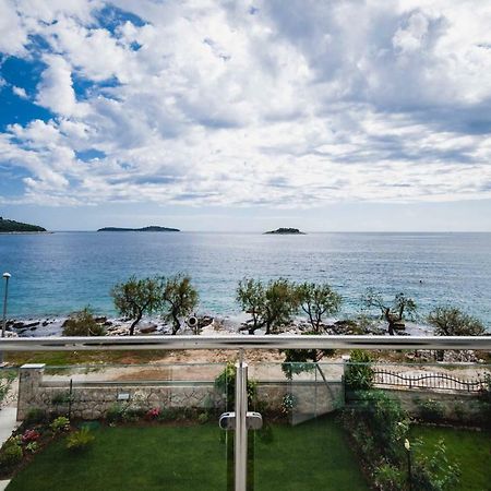 Villa Mario - Rogoznica ロゴズニッツァ エクステリア 写真